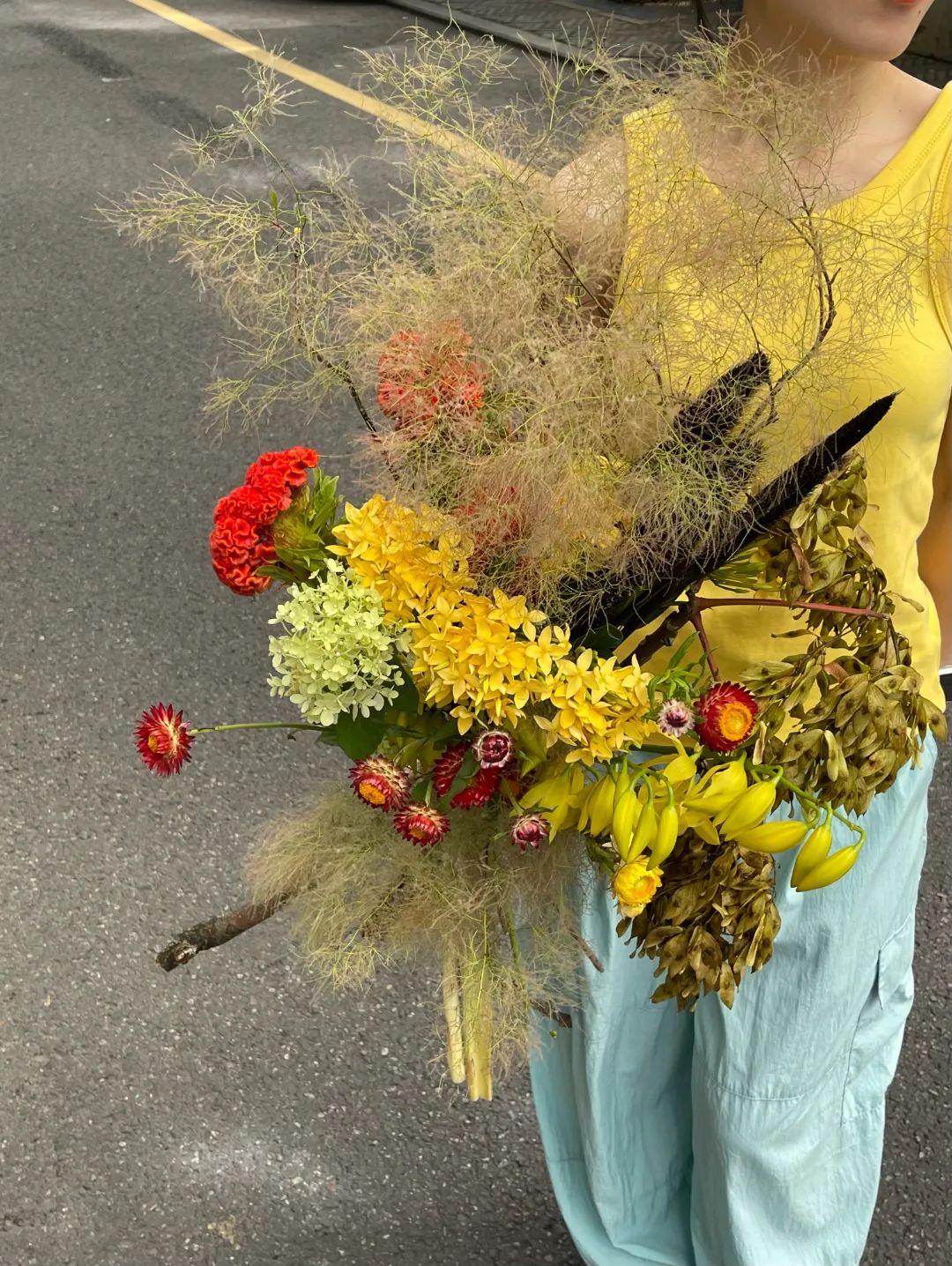 “野生”风格受欢迎——成都30平方米小花店，一年收入250万元