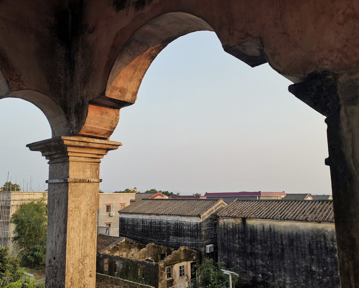 台山那琴海半岛一日游,浮月村碉楼哪一个可以上楼参观