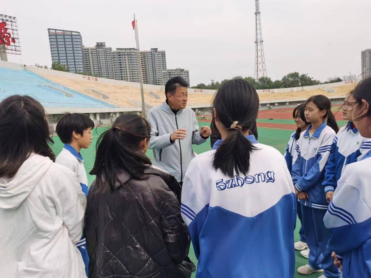 濮阳市第五中学2021篮球比赛,濮阳油田第五中学田径队