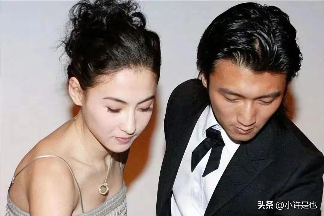 王菲晒谢霆锋私照秀恩爱,谢霆锋王菲罕见秀恩爱