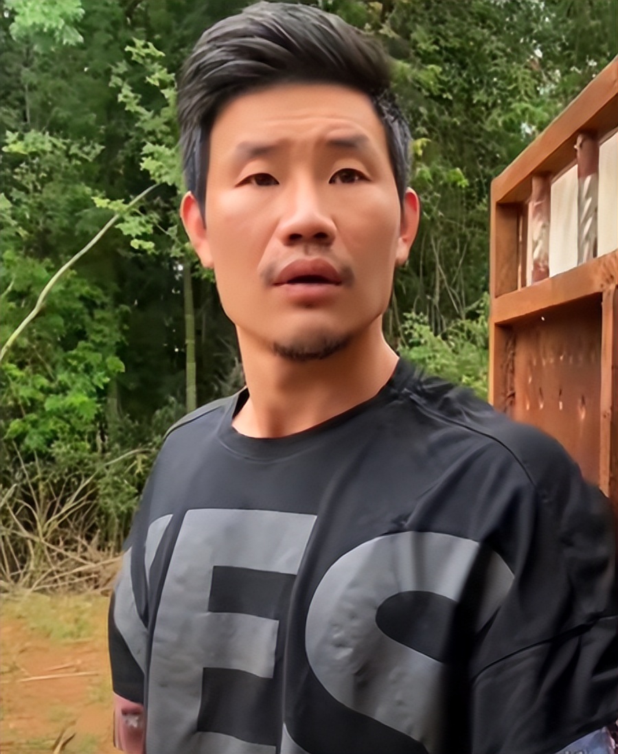 真会玩!嘎子更新最新视频再现经典名场面,大嫂徐冬冬都被逗笑了