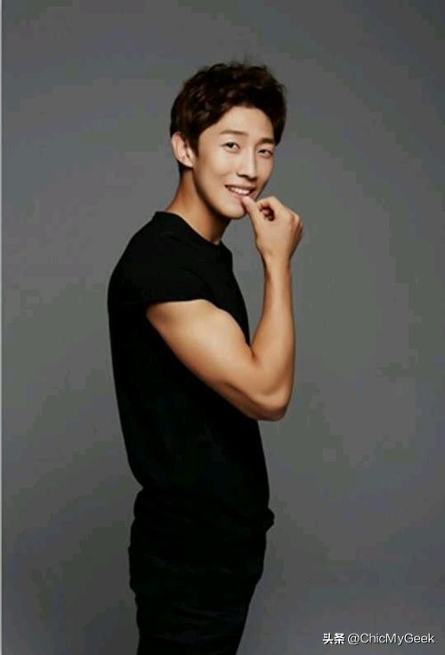 这8位韩男星的身材，不脱则已一脱惊人