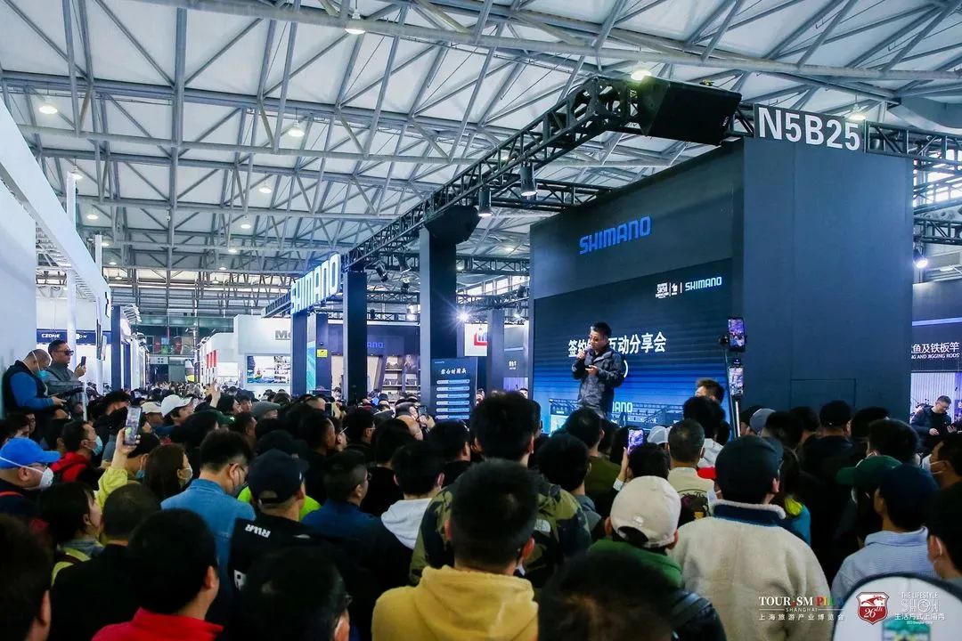 春暖三月踏青,春暖时节万物复苏