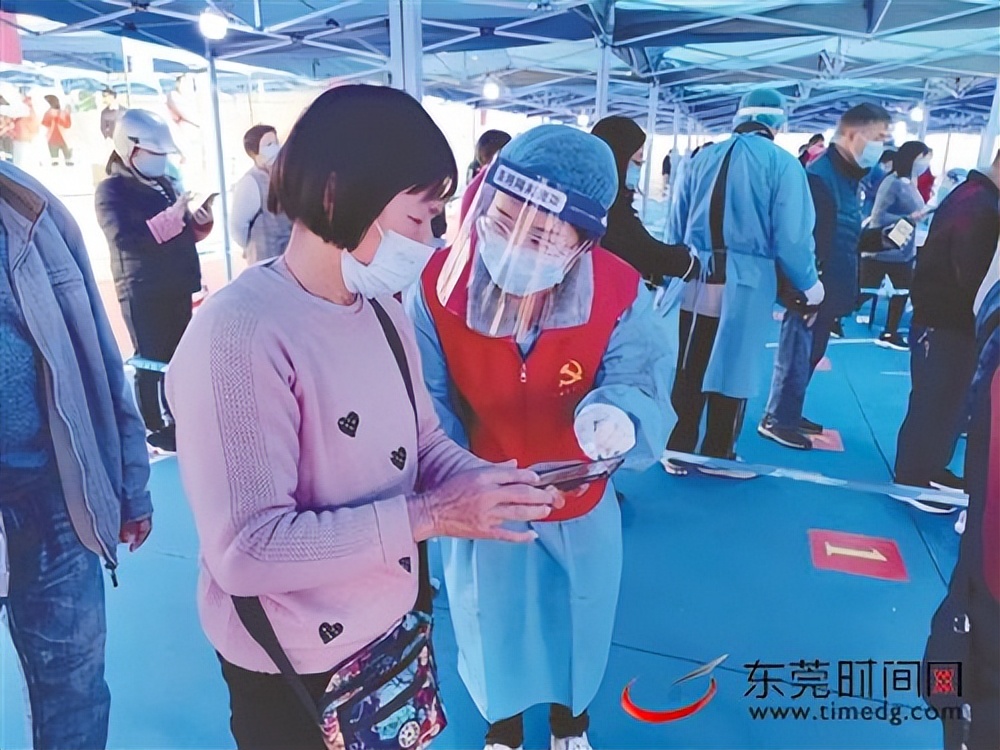 深入社区双报到推动社区共建,深化社区双报到