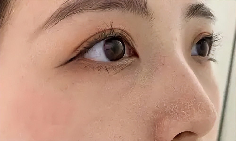 不卡粉cc霜遮瑕防水不脱妆,水润无瑕修容霜