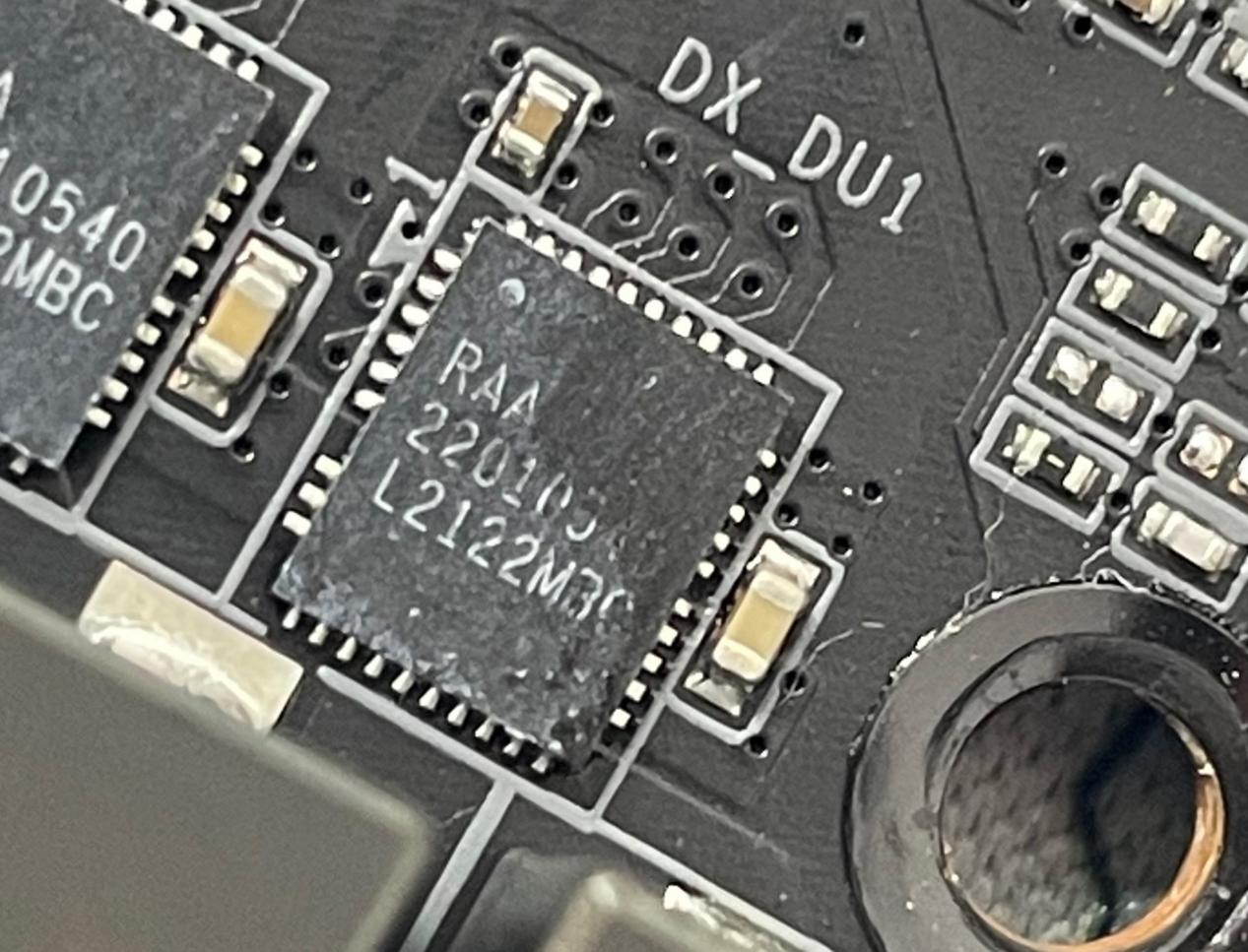 技嘉z790超级雕主板有几种规格,技嘉z790m小雕主板详解