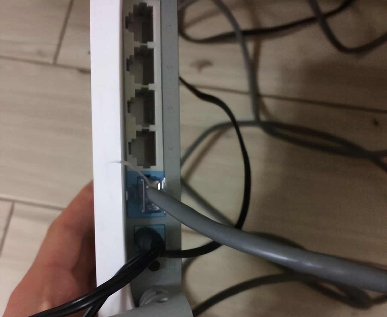 wan口未连接路由器怎么设置,路由器显示wan未连接怎么回事