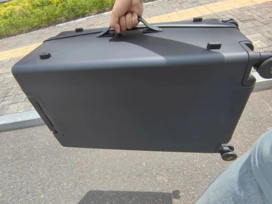 地平线行李箱哪个品牌好,90分行李箱和地平线行李箱哪个好