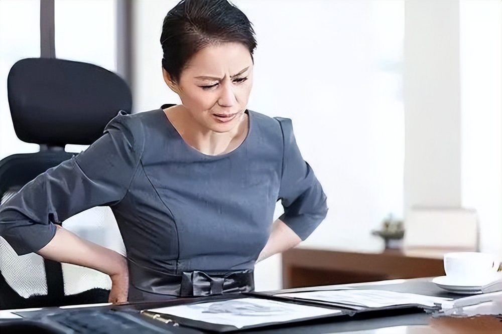 半边腰痛的最快治疗方法,常见腰痛的原因及自我治疗