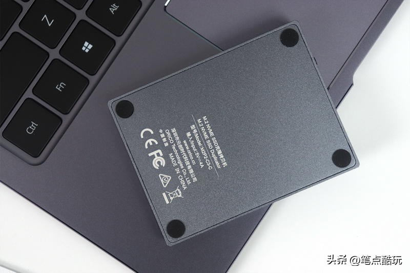 怎么拆固态硬盘架教程图解,m.2固态硬盘如何拆卸