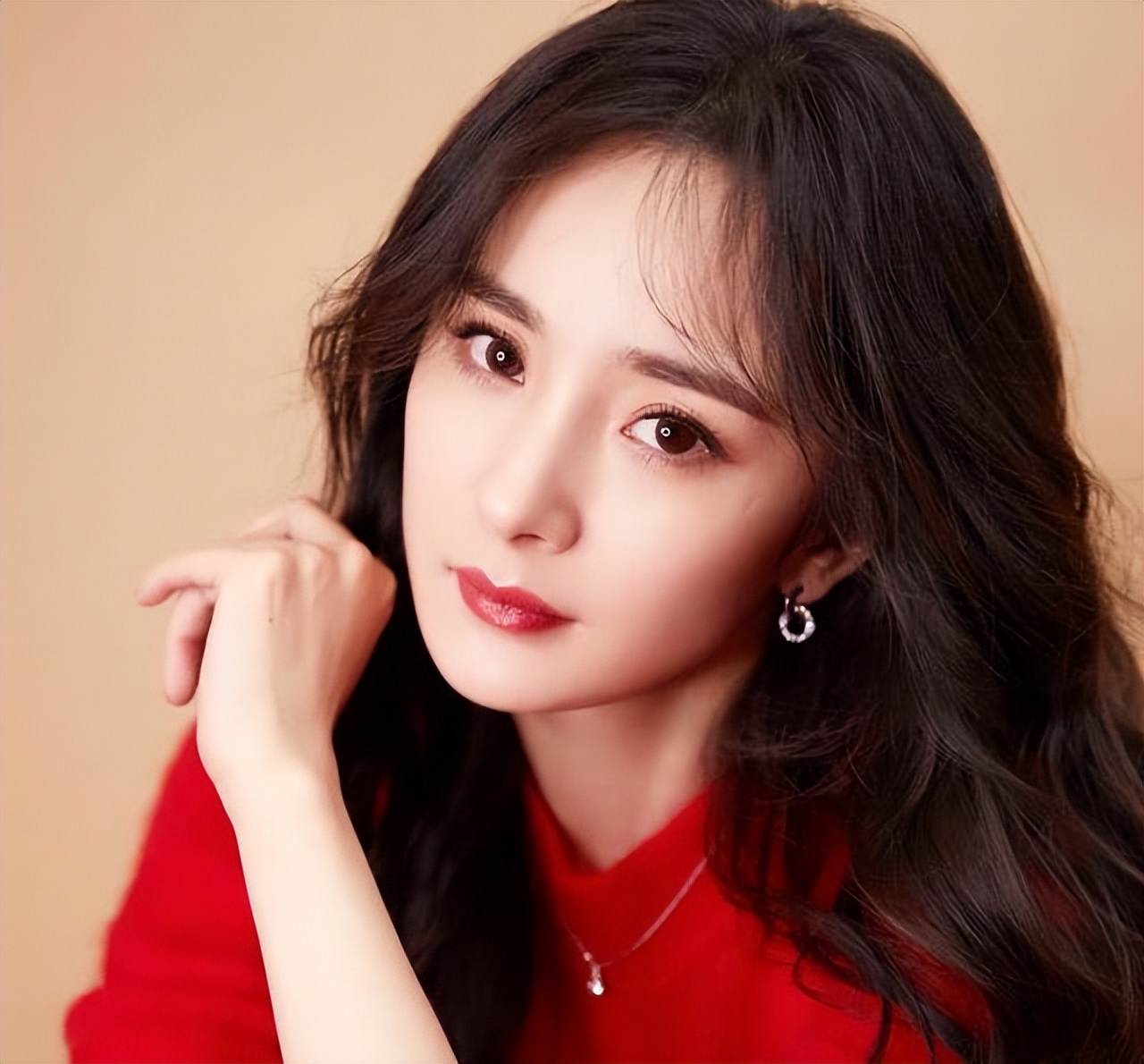 内娱报道杨幂,内娱2011年杨幂