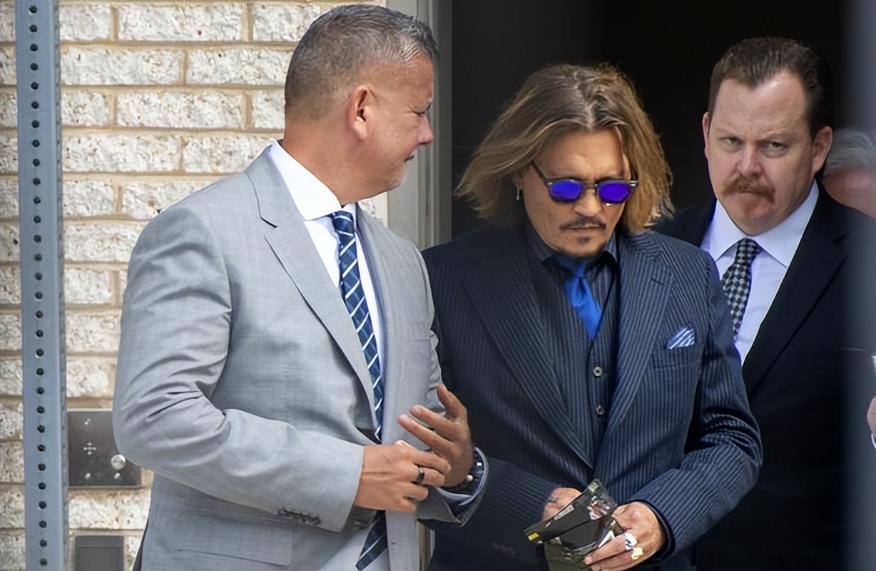 曝娱乐圈潜规则内幕,18线艺人爆料娱乐圈潜规则