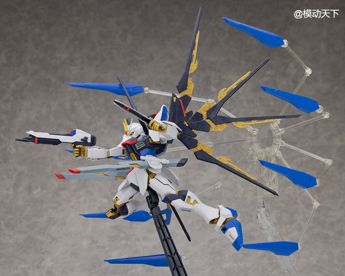 万代基地限定mg完美强袭,万代mg创制强袭配色方案