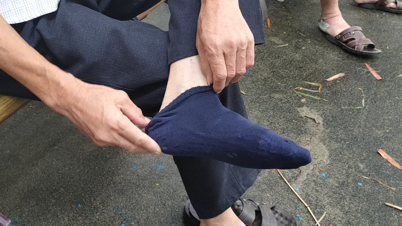 精油按摩养生袜,足疗袜真的有用吗