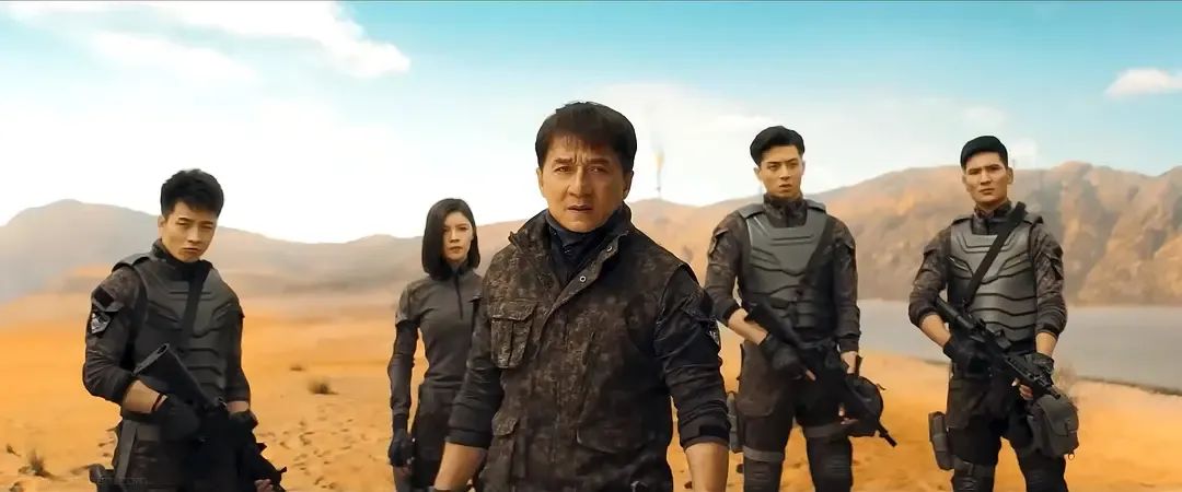 成龙被忽视掉的一部动作片,成龙回应荷兰弟神秘海域动作致敬