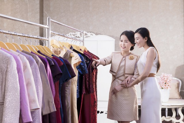 实体店价格怎么那么离谱,实体店价格全部调低