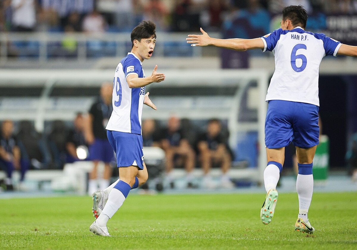 于根伟津门虎最新发布会,天津津门虎外援看于根伟踢球