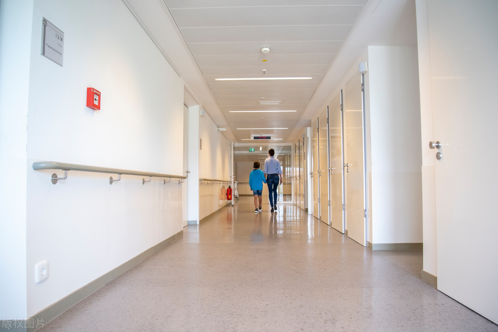 骨骺线只剩一条白线还能长高吗,骨骺线就剩下一条白线了