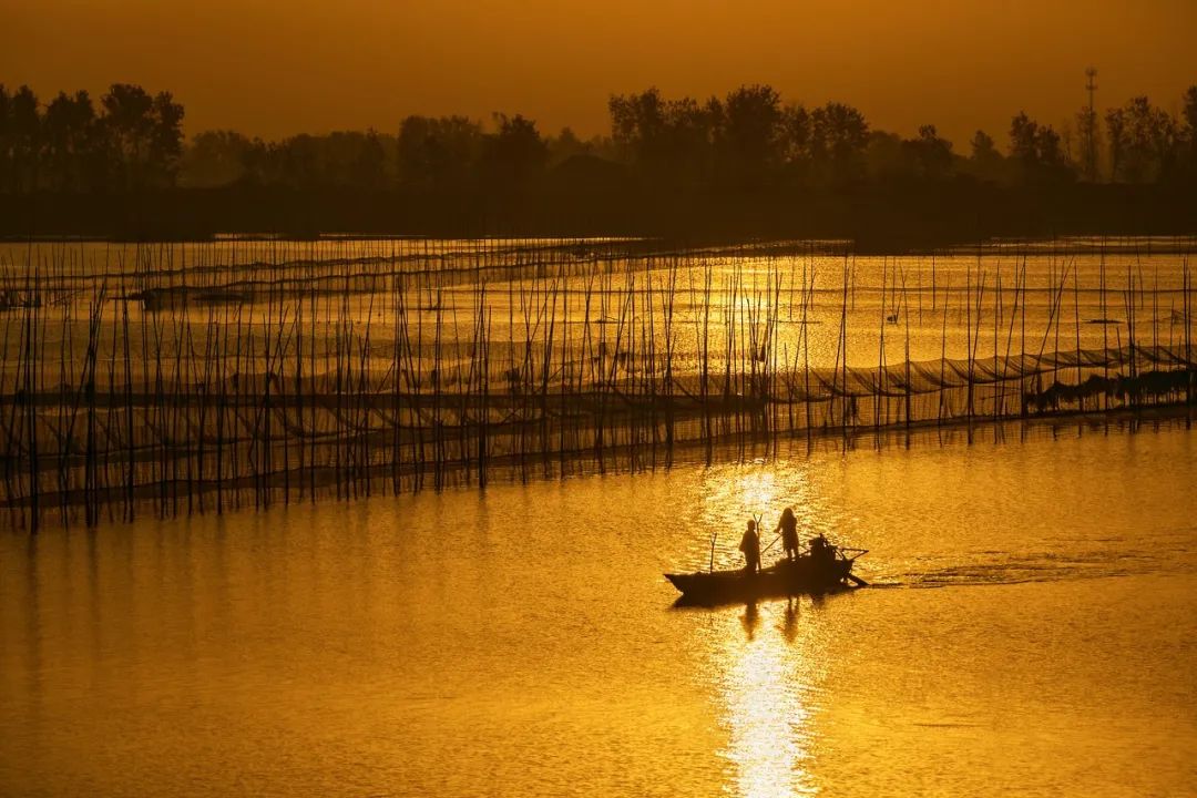 这个生活很慢,美食“泛滥”的小城藏不住了