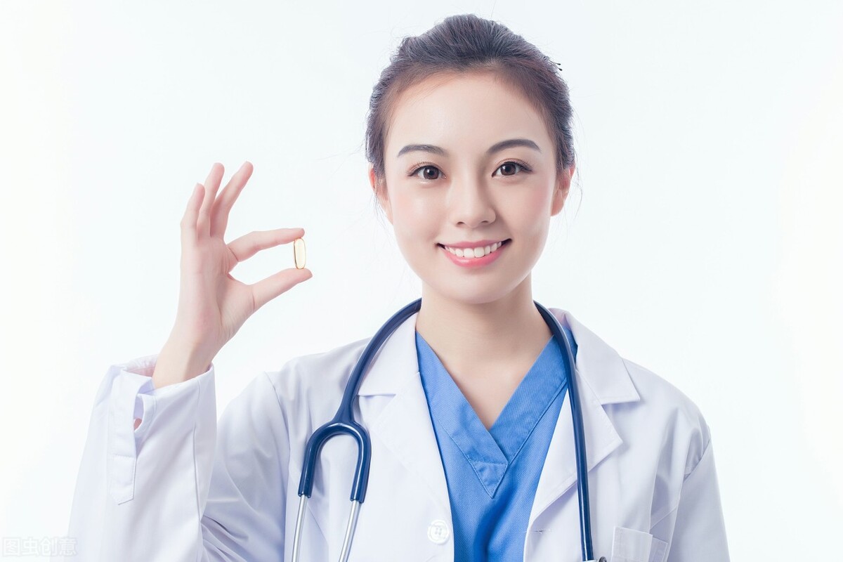 二舅发烧治疗后下肢瘫痪，祸根找到了！看医学专家怎么说