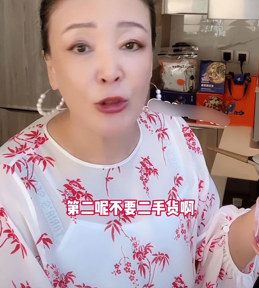 张兰回应与张颖颖合照曝光,张兰回应张颖颖照片被人利用