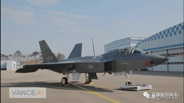 还没起飞的飞机,还没起飞的战斗机尾部