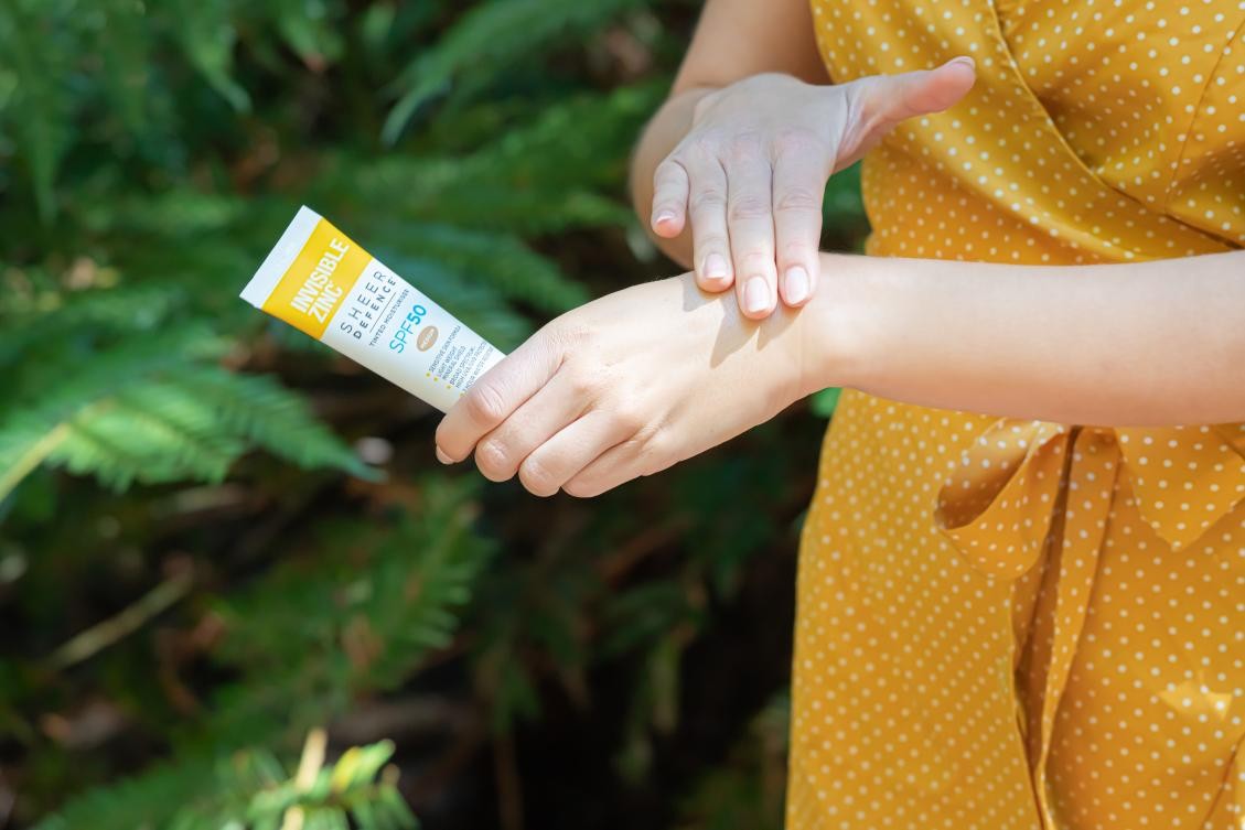 防晒才是防老的最佳方式,防晒是抗衰老的关键