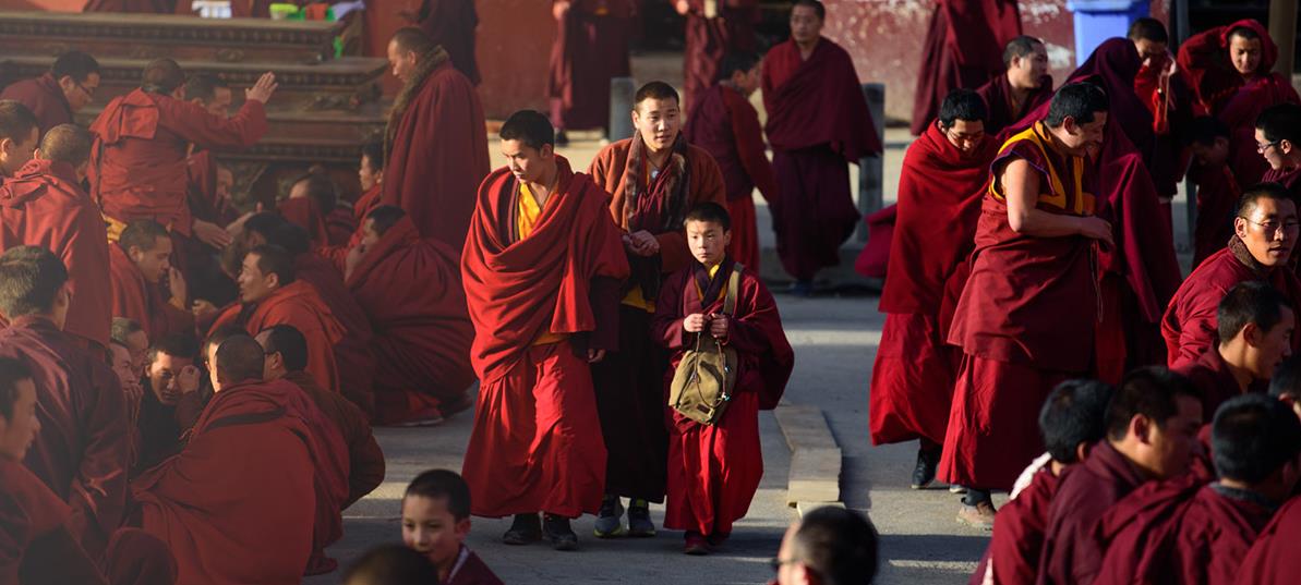 色达佛国世界信仰圣地,佛国净土川西色达