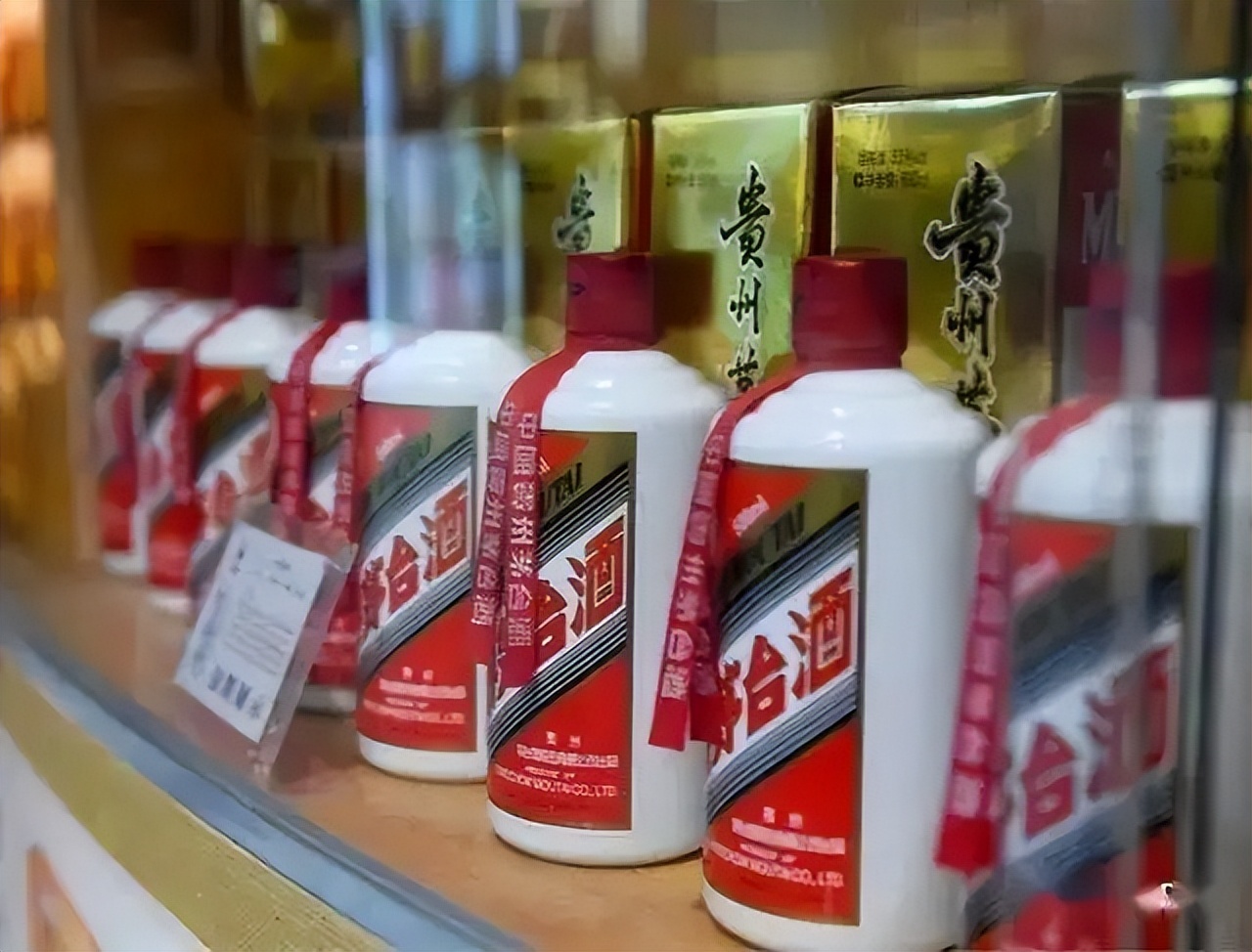 飞天茅台在国外的售价曝光,飞天茅台市场价最高破多少