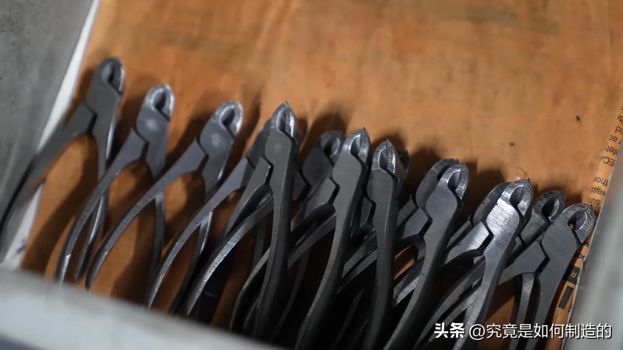 看到过二三十块钱一个，不知道有一千的