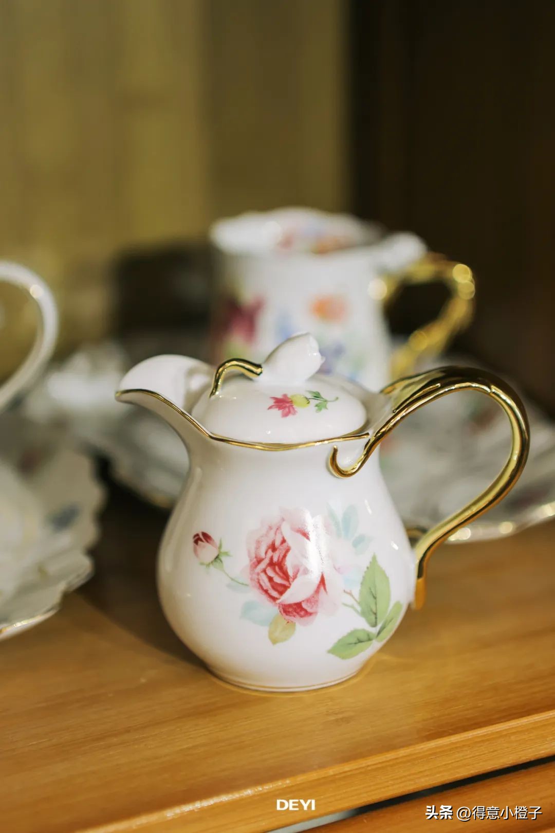 武汉这家藏在居民楼的瓷器仓库，从10元到万元，钱包兜不住！