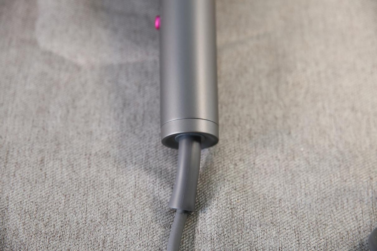 戴森吹风机情人节限定,戴森吹风机情人节限定2023