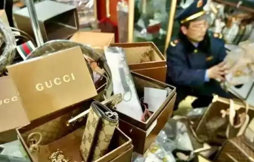 为什么代购大多都是假货,代购的东西到底是假货还是真便宜