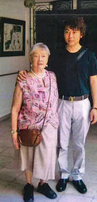 江苏南京19岁少年骗40岁富婆,男子靠吃软饭骗到富婆2亿遗产