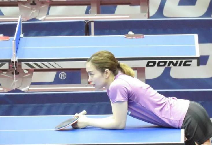 日本球员官宣退役:跟着中国教练训练学中文很幸福,国乒美女祝福