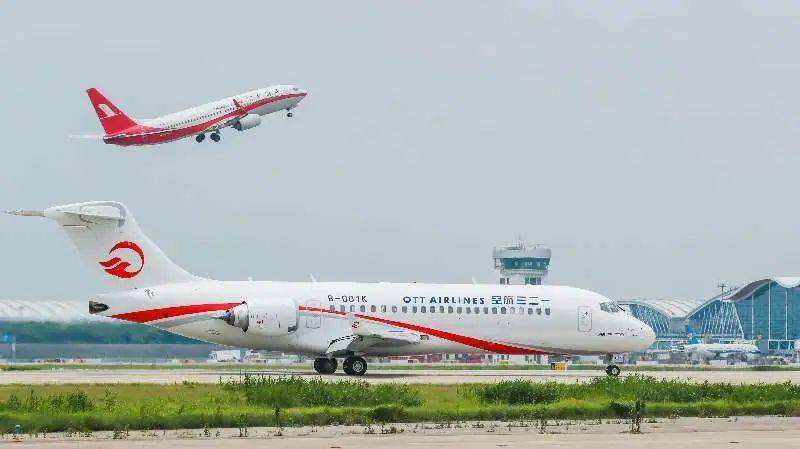 东方航空是由哪两个公司合并,合并前的东方航空