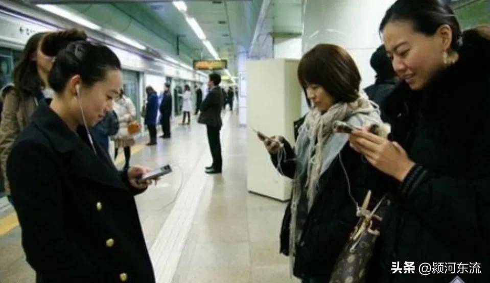 年轻人驼背,成年人驼背问题