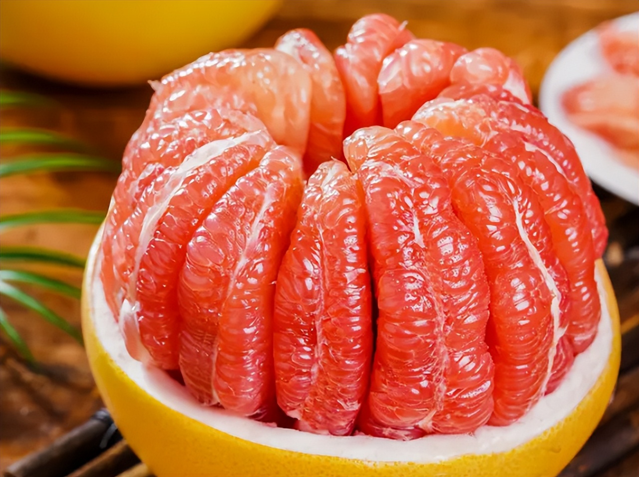 柚子可以多吃吗对身体有害,哪些人应该少吃柚子