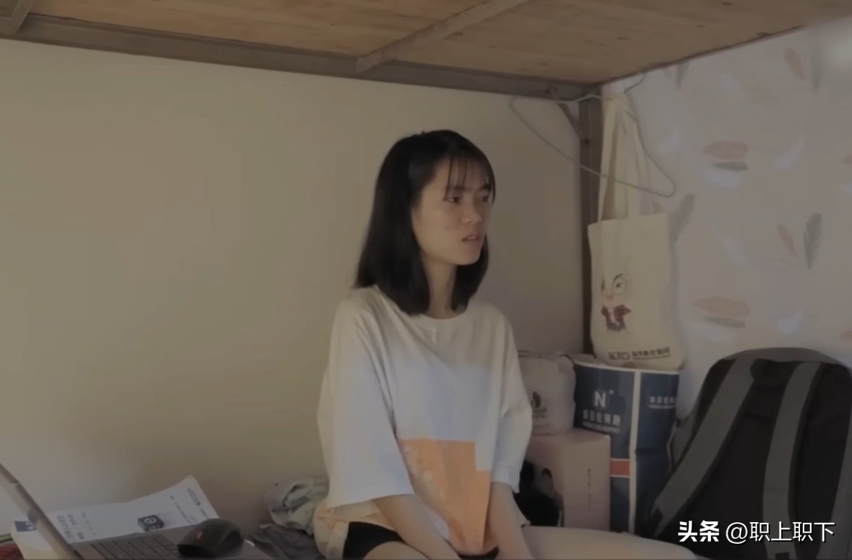 深圳22岁打工妹辞职考程序员后薪水比工厂还低，揭秘五种职业内幕