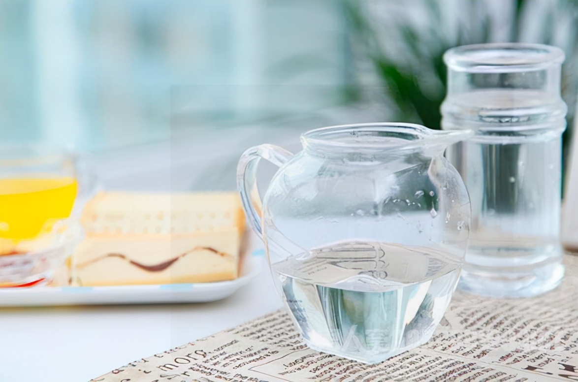 砧板容易发霉开裂发黑,砧板泡久了起霉了怎么办