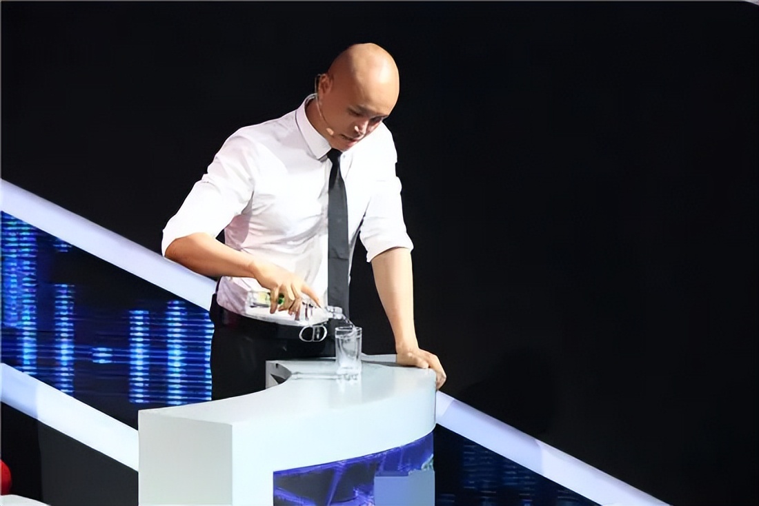 孟非跟乐嘉有什么纠结,孟非乐嘉现状