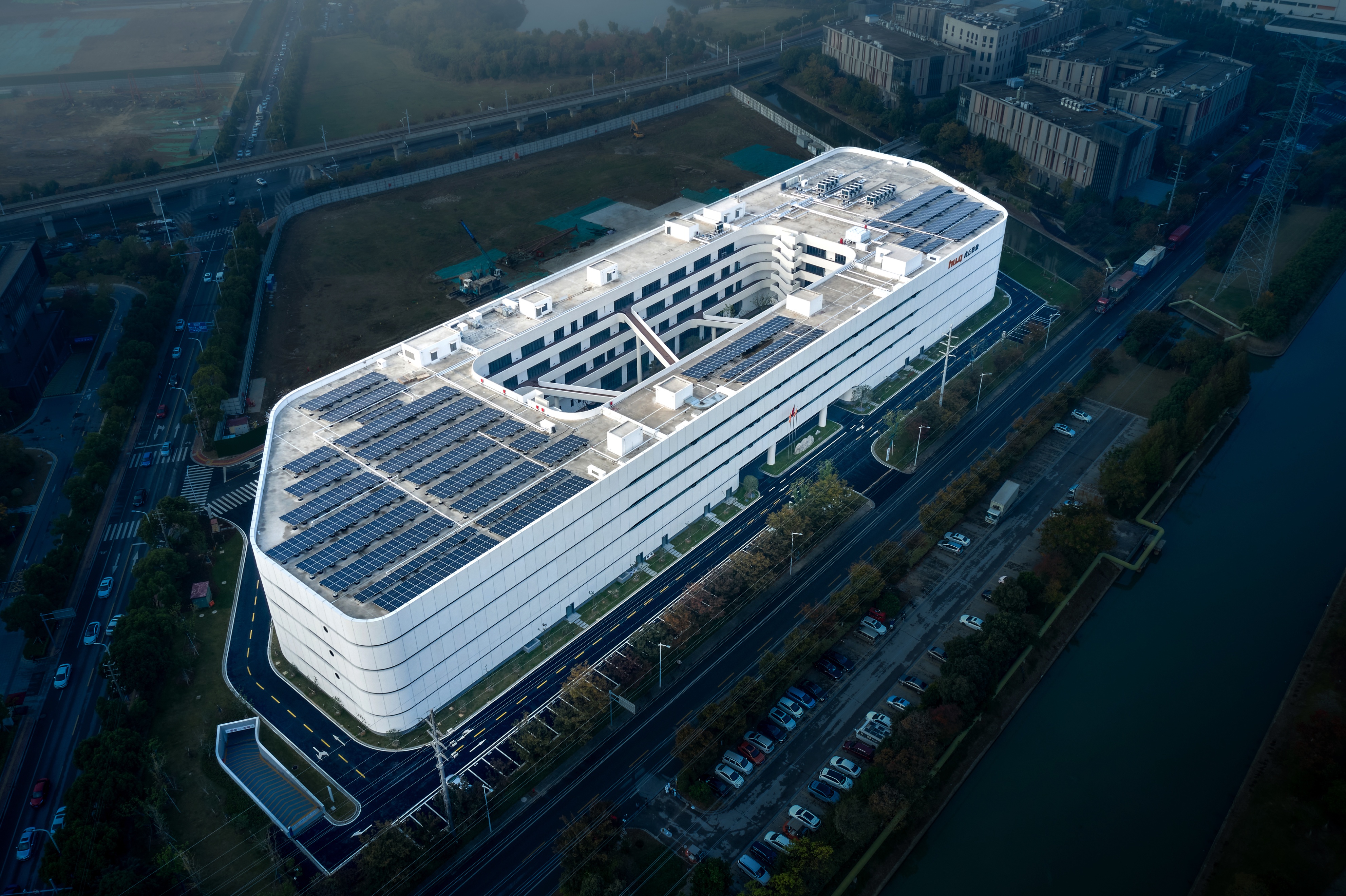 和氏设计公司,和氏设计