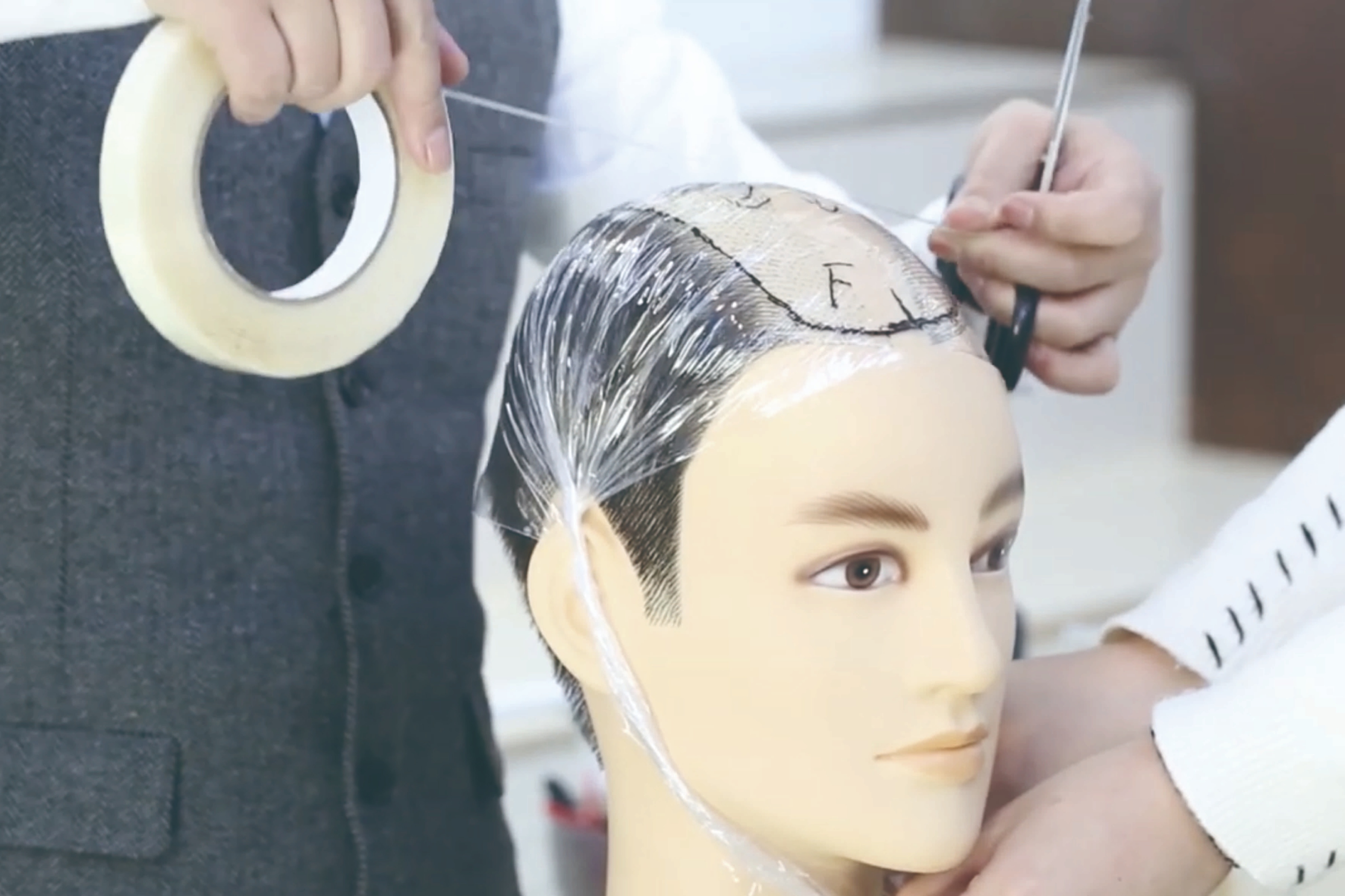 假发真实性大测评哪种假发更真实,买假发要注意的雷点