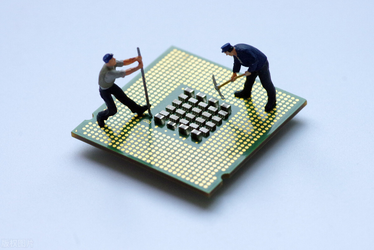 华为asml什么时候出,asml能代替华为吗