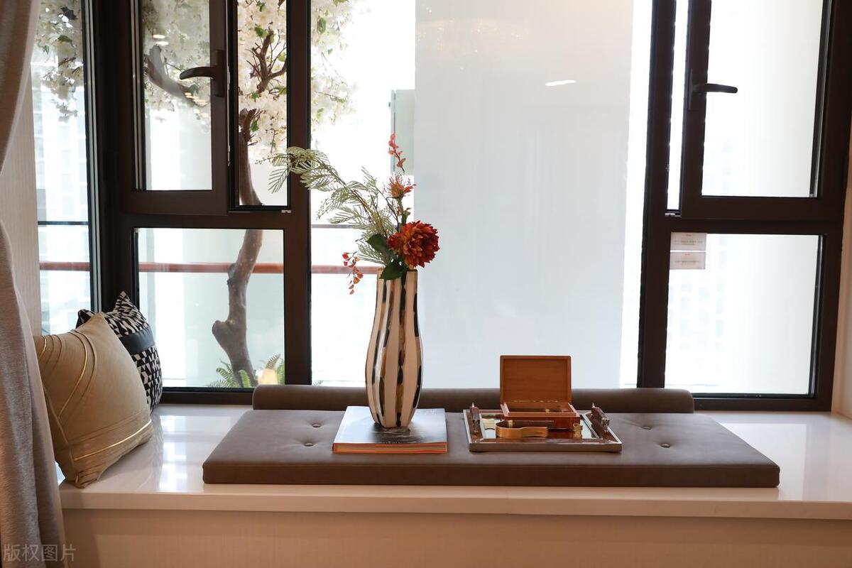 断桥铝窗选品牌铝好还是普通铝好,彩铝门窗和断桥铝有什么区别