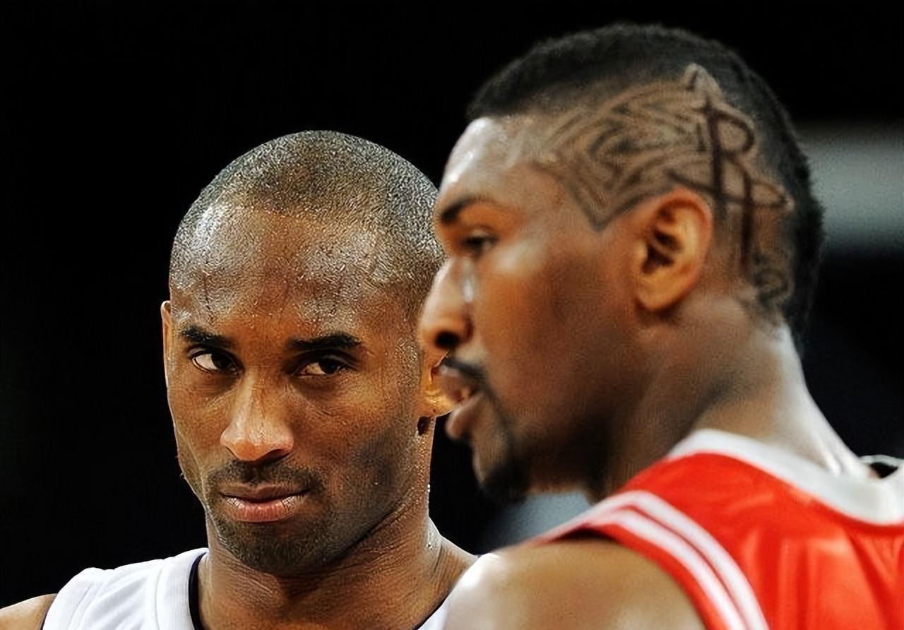 中国女歌手爱上外籍黑人,同居后被家暴至肛裂,如今40岁无人敢娶