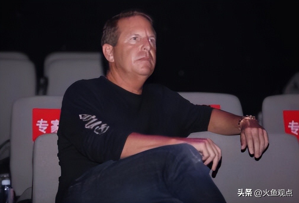 李玟因为被了解是幸福的,李玟笑容背后藏着无奈与心酸