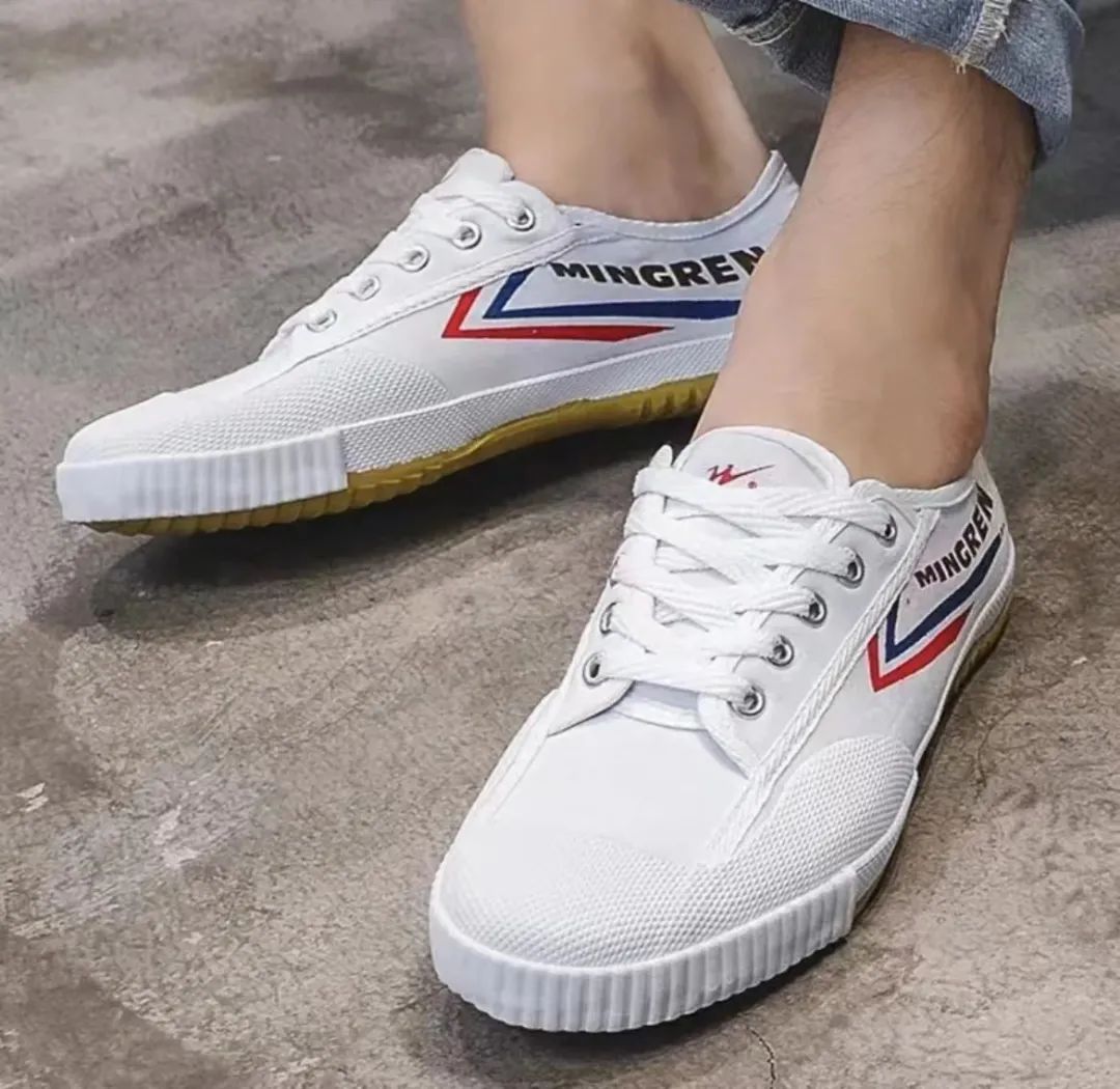 一双很贵的鞋29999,一双鞋只要1元多点