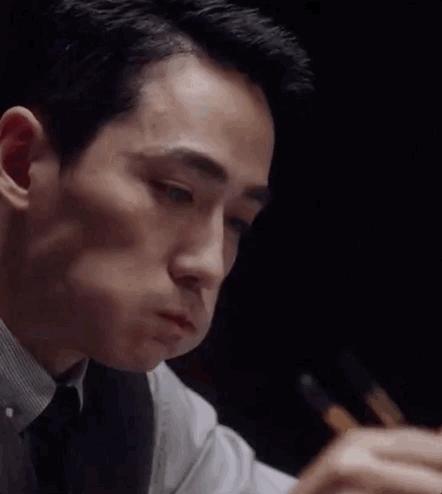 第35届金鸡奖朱一龙什么时候出现,朱一龙获金鸡奖完整视频