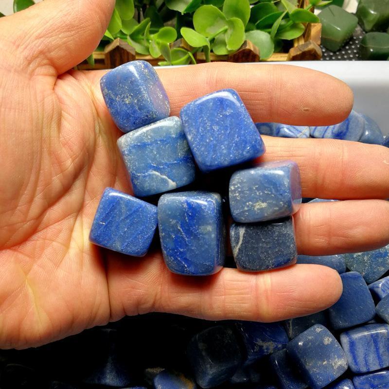 东陵石和翡翠如何区分鉴别 (东陵石翡翠)